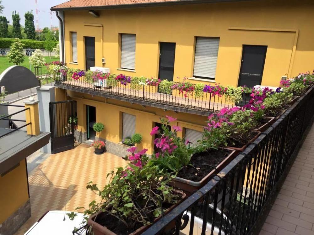 Hotel Bonola Milan Bagian luar foto