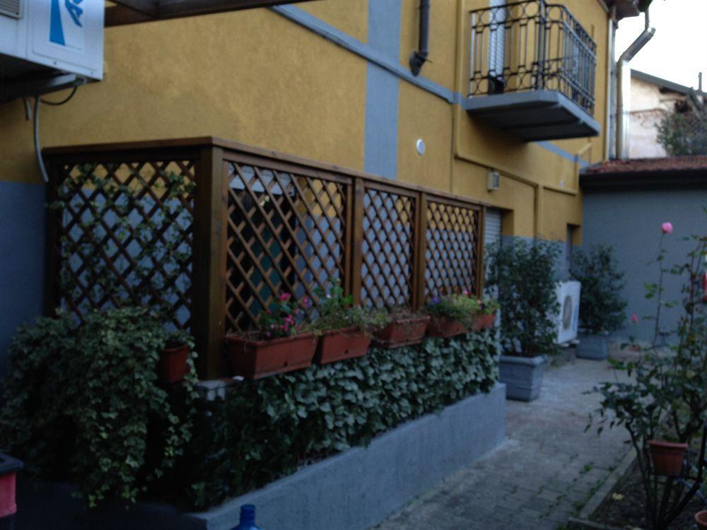 Hotel Bonola Milan Bagian luar foto